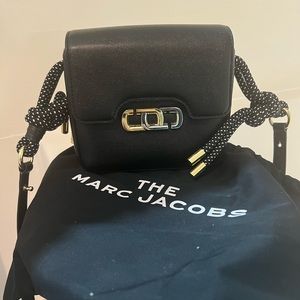 MJ Mini The J Link Shoulder Bag - new, never worn. Tag and dust bag included
